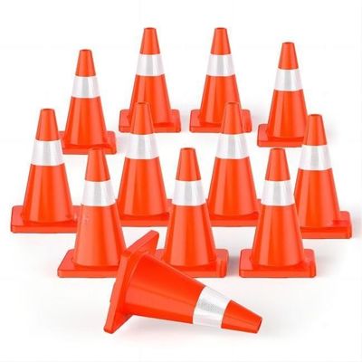 قیمت خوب مخروط های ایمنی ترافیک 18 اینچی 28 اینچی PVC ایمن بادوام برای پارکینگ جاده درایو آنلاین