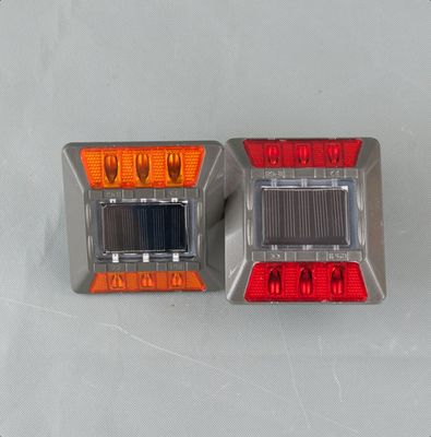 قیمت خوب لامپ خورشیدی LED ضد آب IP>67 آلومینیوم 6 LED با مقاومت فشاری 30 تن و فاصله دید 800 متر آنلاین